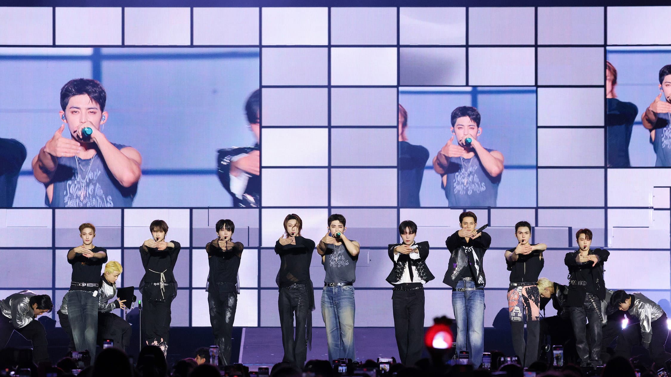 SEVENTEEN WORLD TOUR [NEW_] IN JAPAN: LIVE VIEWING