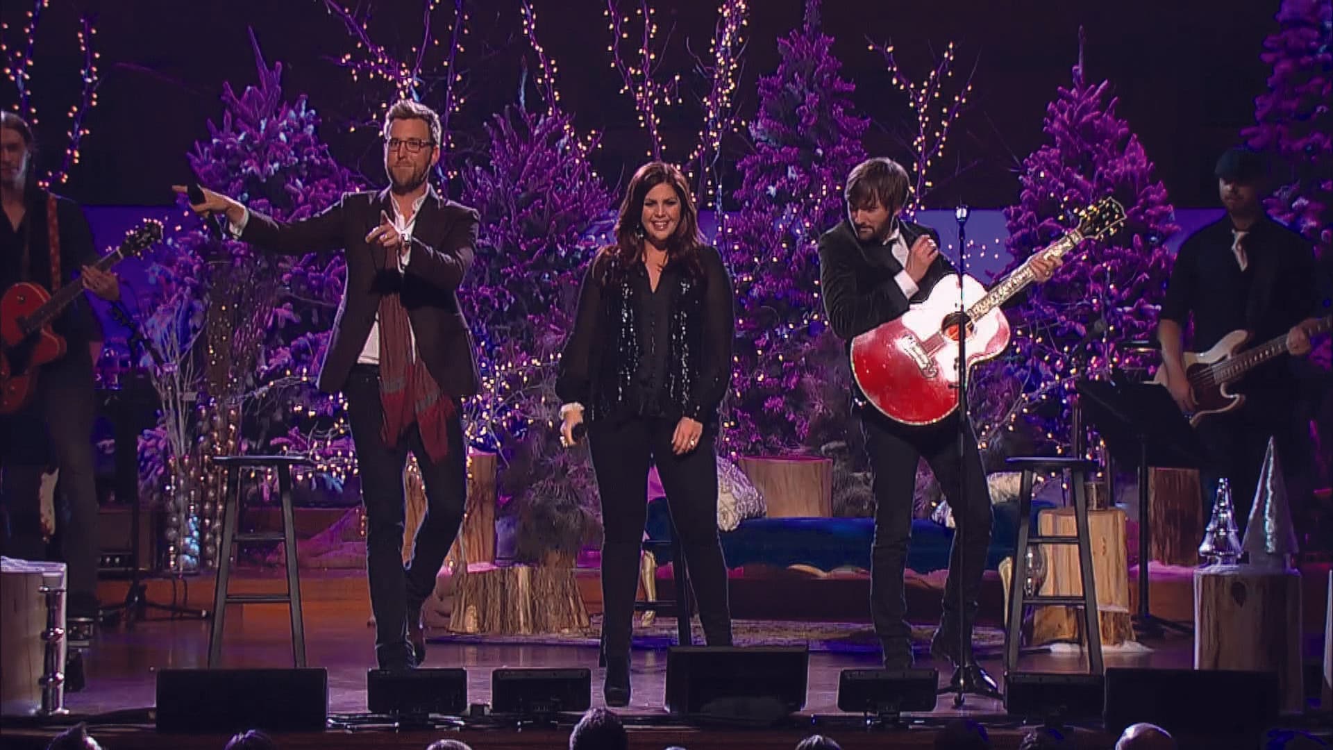 Lady Antebellum Live - On This Winter's Night