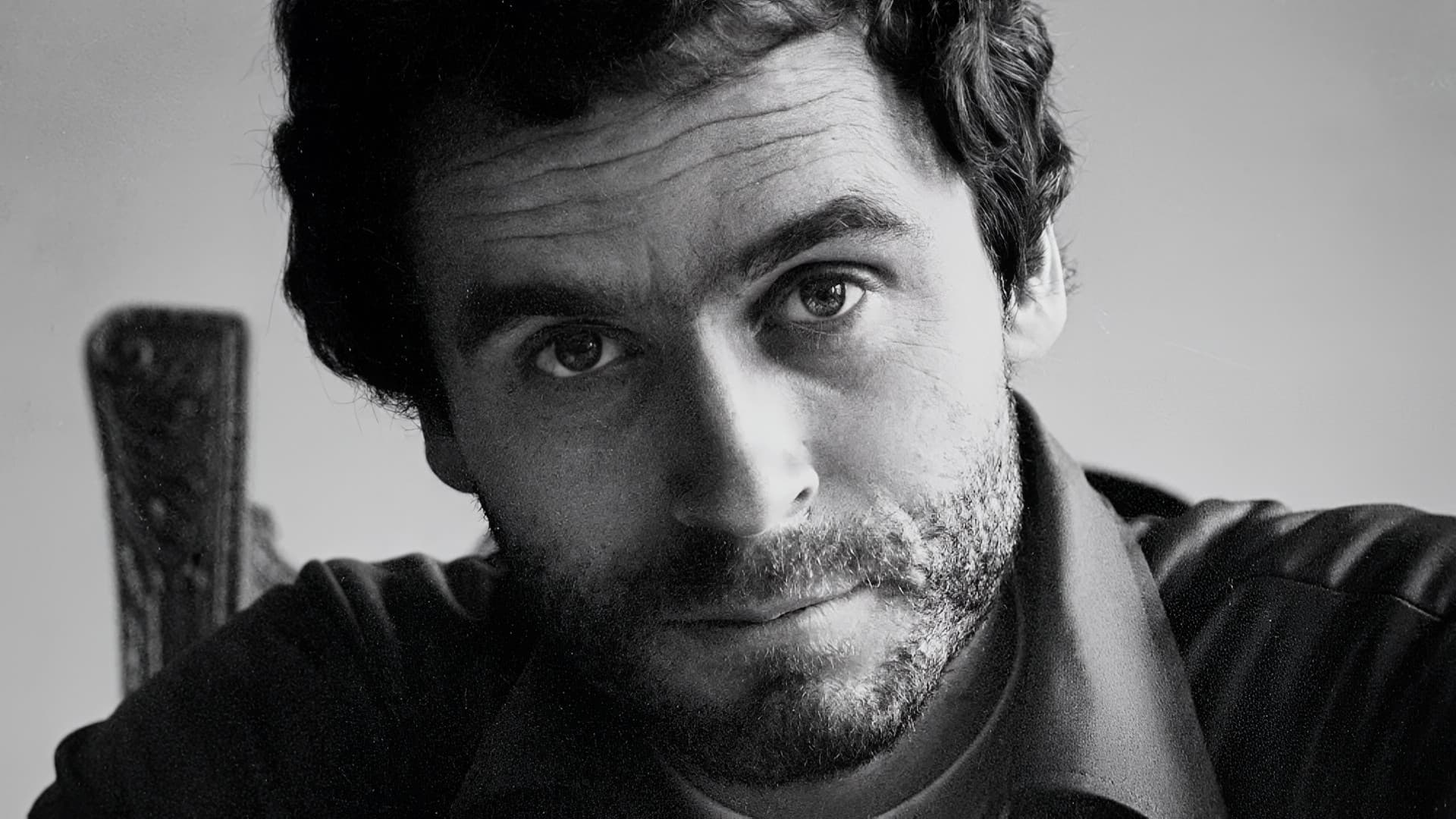Ted Bundy: Durmiendo con el asesino