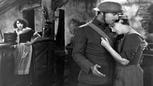 She Goes to War — foto 1