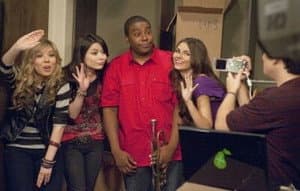 Fiesta Con Victorious Parte 3