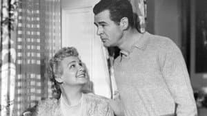 About Mrs. Leslie — foto 1