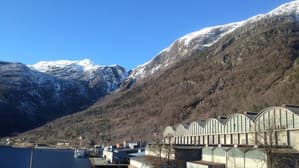 Frå solside til skuggeland? -Industristaden Ålvik i Hardanger — foto 1