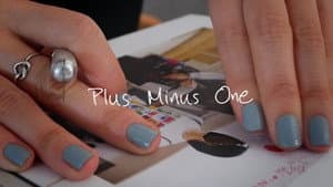 plus minus one — foto 1