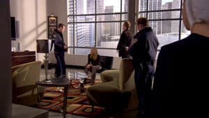 Saving Sarah Cain — foto 1