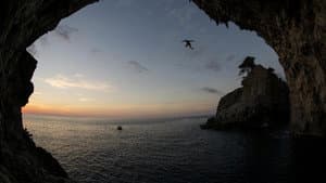 Above The Sea — foto 1