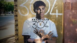Revolució 304 — foto 1