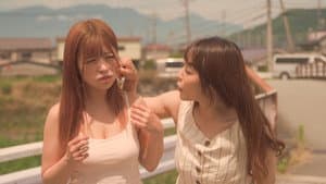 密着巨乳姉妹　おっぱいは知っている — foto 1