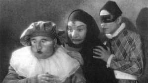 Les Trois Masques — foto 1