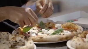 Quand la pizza veut montrer pâte blanche — foto 1