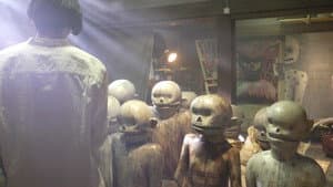 血を吸う粘土 — foto 1