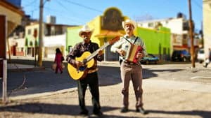 Bad Hombres — foto 1