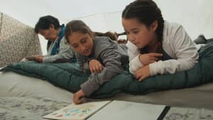 Tia and Piujuq — foto 1