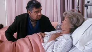 Mrs. Lambert Remembers Love — foto 2