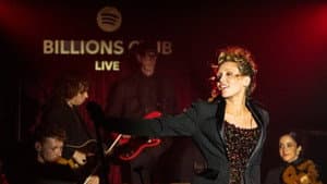 Billions Club Live with Miley Cyrus: A Concert Film — foto 3
