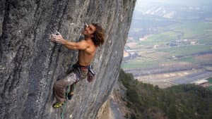First Ascent — foto 1