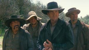 Outlaws and Angels — foto 1