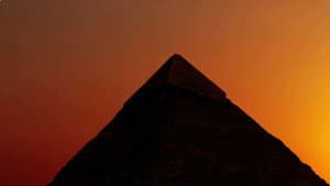 Toutankhamon : du trésor à la malédiction — foto 1