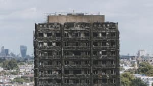 Torre Grenfell: El incendio al descubierto — foto 1