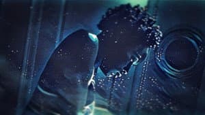 Water in a Broken Glass — foto 1